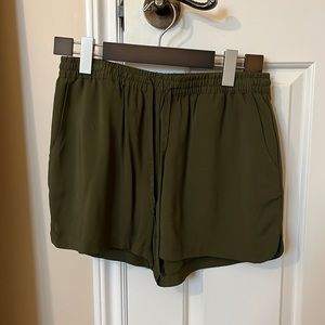 Army green dress shorts (barely worn)